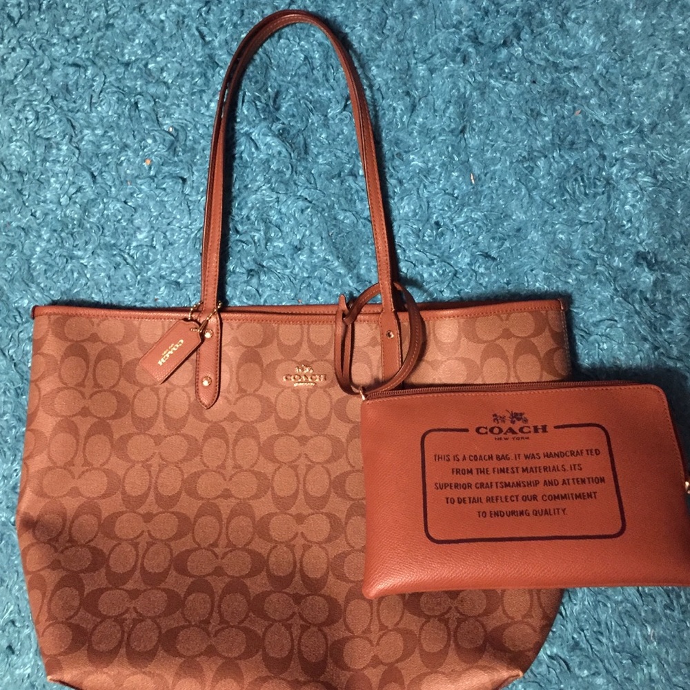 Coach Reversible Tote And Wristlet ..Price..Firm